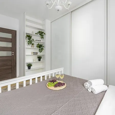 Lumina I Modern 3-room I Parking I 2 Balcony I Pge * Varsóvia