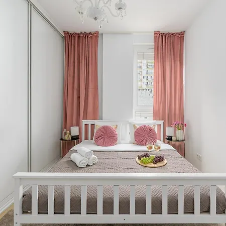 Lumina I Modern 3-room I Parking I 2 Balcony I Pge *